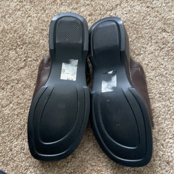 Clarks Brown Leather Sandals - Picture 3 of 4